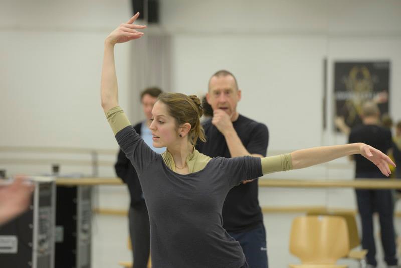 154886_326698394099048_1742669754_n