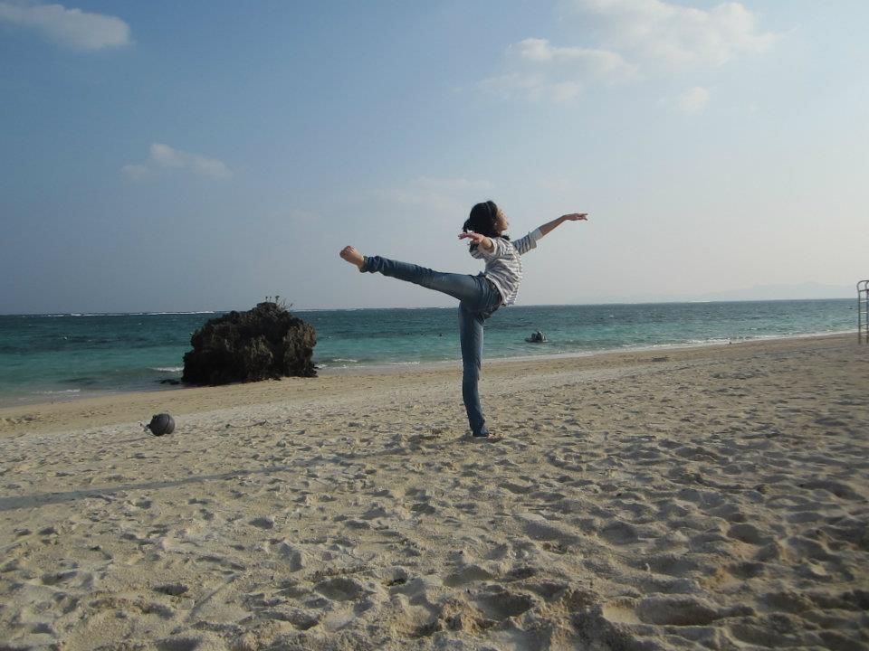 384786_245815392158803_384372982_n