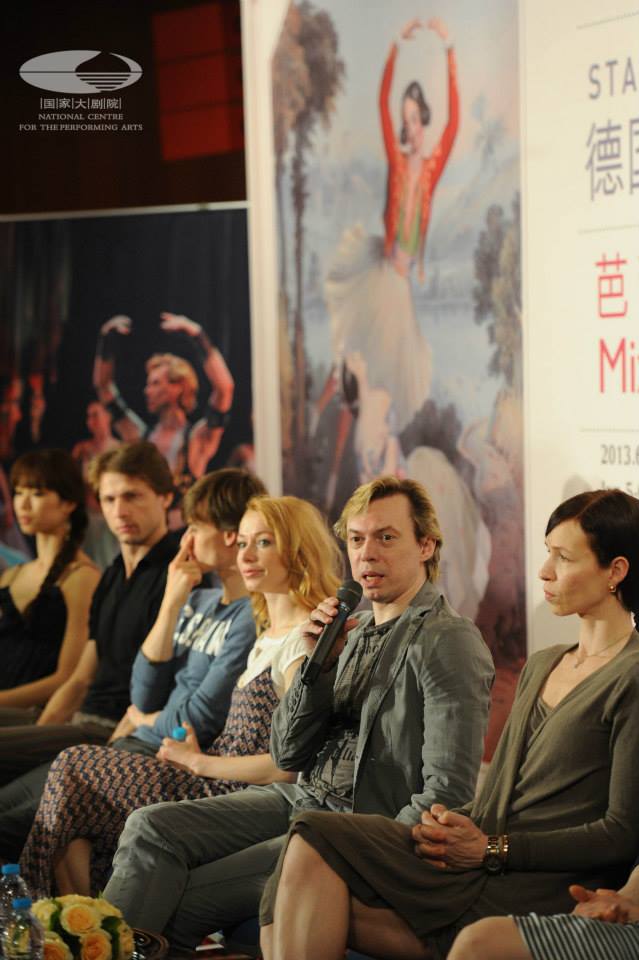 945464_165852596926395_1382230981_n